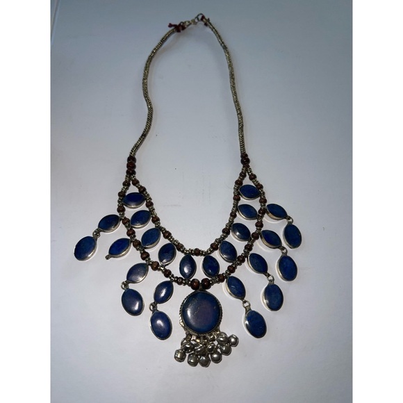 Lapis Lazuli silver tone bib necklace. - Picture 4 of 5